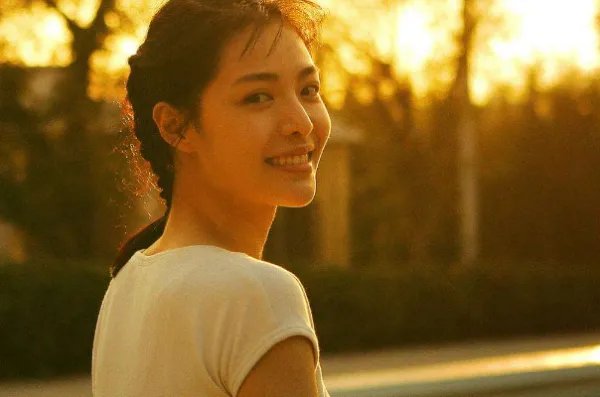 春节派对冯小刚让苗苗跳舞，陈道明为什么要爆粗口阻止？