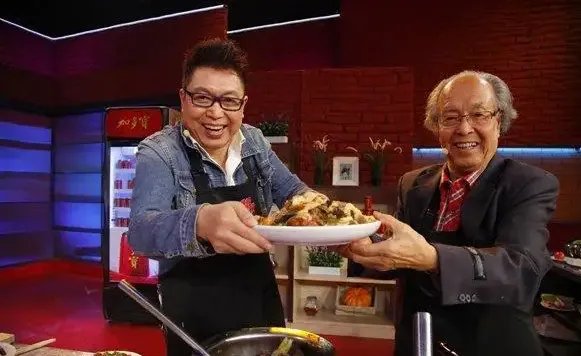 王芳王为念的关系被揭露，王芳说出了两人的真实关系，是什么关系？