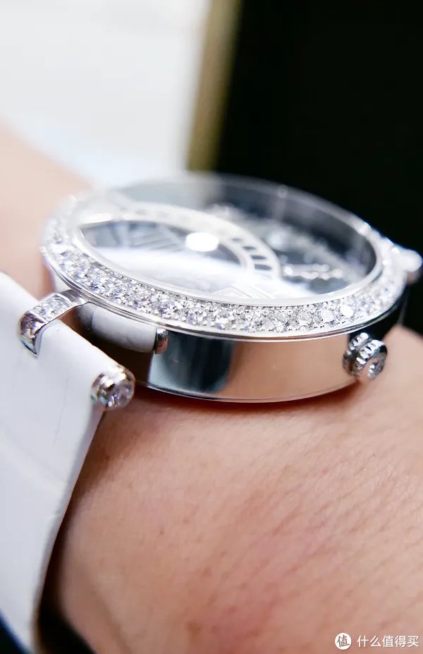 #首晒#人间哪得几回相遇：Van Cleef & Arpels 梵克雅宝 恋人之桥