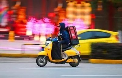 电动车借道天桥违法吗？