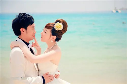 婚纱工作室怎么样 婚纱摄影工作室和影楼有什么区别