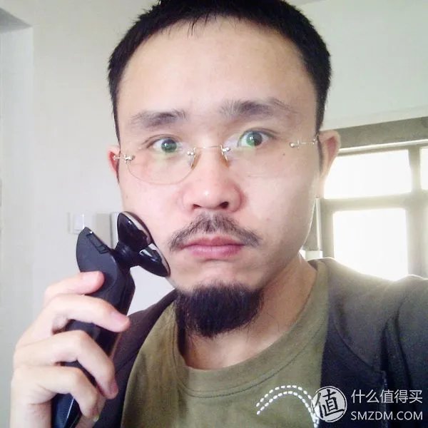 有真人兽！飞利浦 (Philips) RQ1250 臻锋系列电动剃须刀