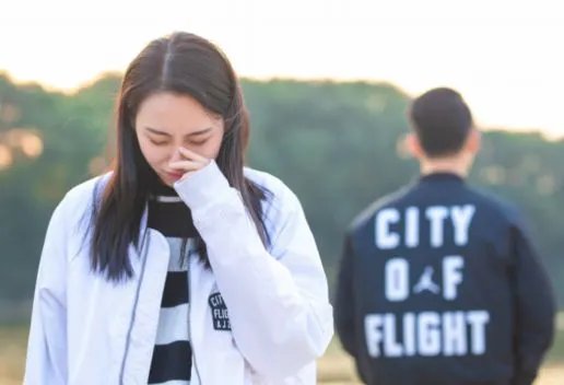 梦见情侣吵架是什么意思 梦见情侣吵架有什么征兆