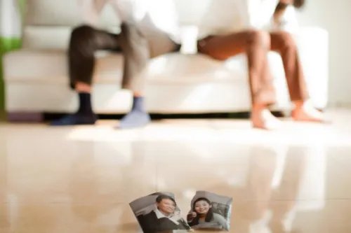 恋爱期间的花费分手后怎么办 情侣分手了哪些钱要还