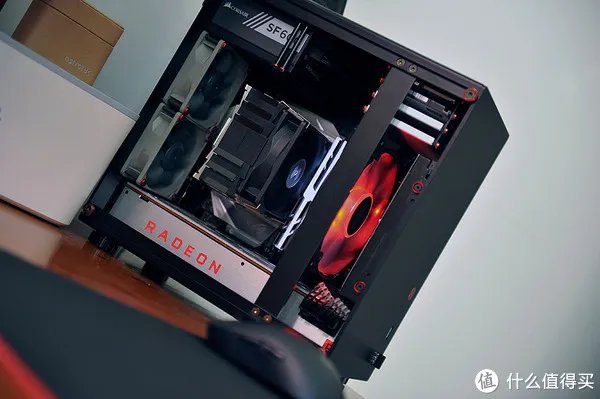 新年新面貌 — 更新布置下电脑桌面上的那些相关设备