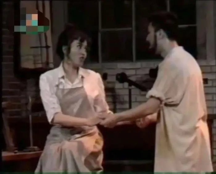 丁嘉丽年轻时候图片 和孙红雷年龄差几岁