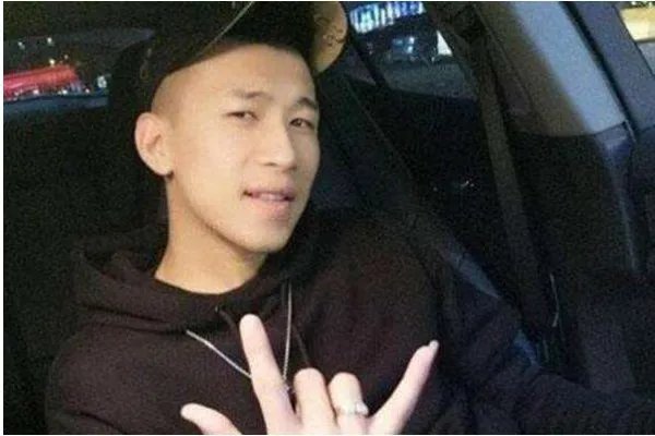 曾经火遍一时的天佑，究竟是为何被封杀的？