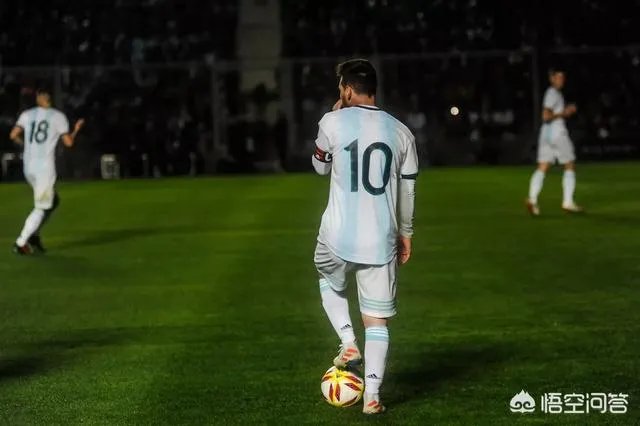 阿根廷0：2输给了哥伦比亚，那么阿根廷小组还能出线吗？