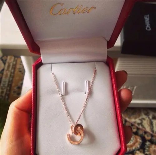 卡地亚项链如何鉴别真假 如何挑选适合自己的项链