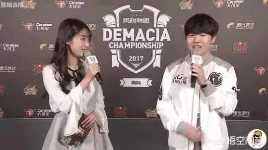 英雄联盟Rookie女友小钰被扒黑历史，曾抛弃重病男友还上过相亲节目，你怎么看？