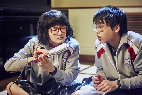 金鸡奖初选名单曝光?，为何《闪光少女》登榜会遭争议?