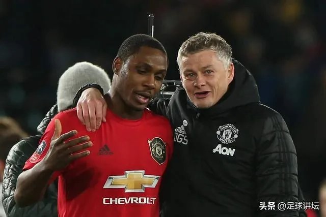 伊哈洛续租曼联年薪由申花支付，但租借费比较高，你怎么看？