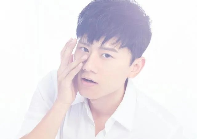 有谁有张杰图片，最帅的？