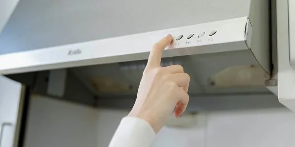 油烟机上的油垢怎么快速清洗 快速清洗油烟机油垢的妙招