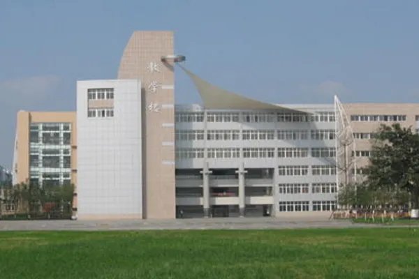 是三本好，还是大专好？