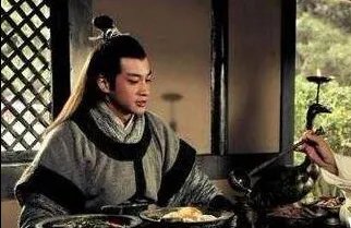 历史上貂蝉和吕布的关系怎么样？她真的爱吕布吗？