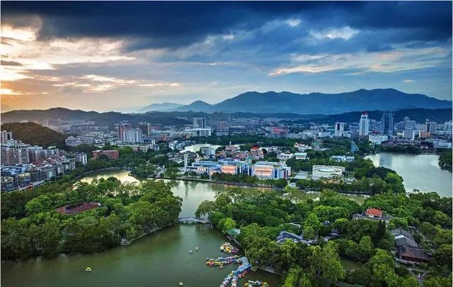 我觉的福州比厦门好，你们呢？