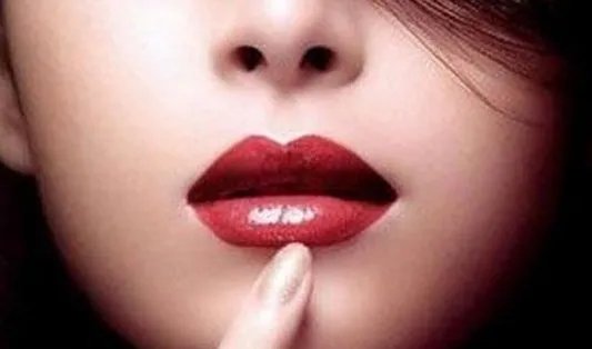 一套化妆品通常包括哪些?以及使用方法和顺序？