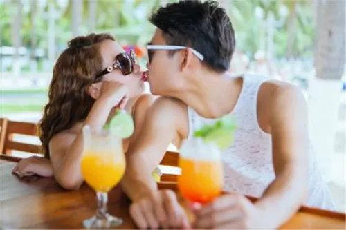 国外蜜月婚纱摄影哪里好 国外婚纱摄影及蜜月圣地推荐