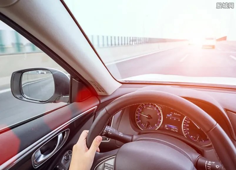 车险一年交多少钱 车保险提前多久买合适