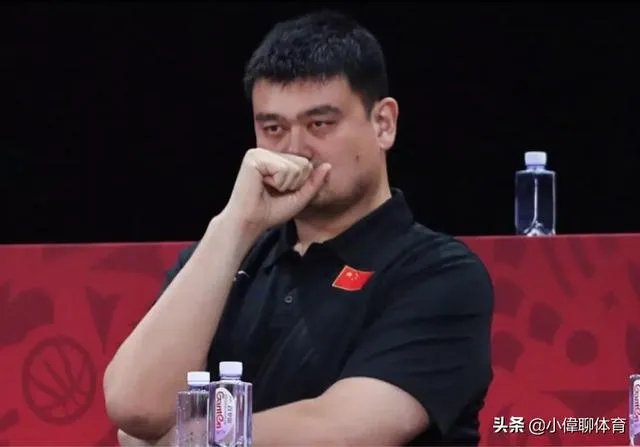 浙江广厦男篮助教王博摊上事了，在CBA比赛现场阻碍记者拍摄，损坏拍摄仪器，如何评价？