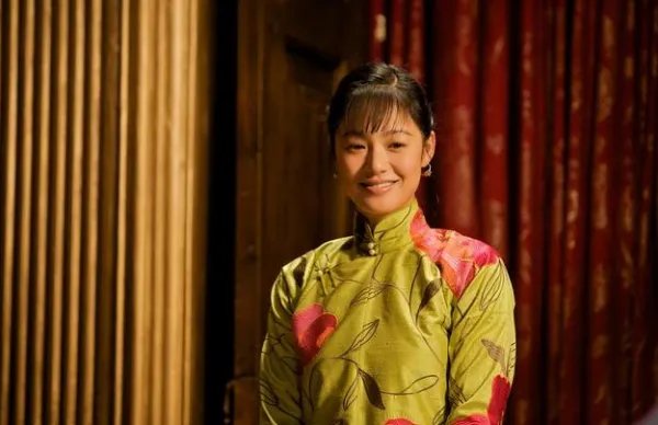 姜文这么骄傲的人，为什么会被老婆周韵“拿”得死死的？