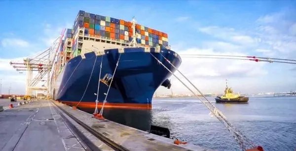 上海到洛杉矶一个集装箱运费近7万元，你觉得这个价格合理吗？