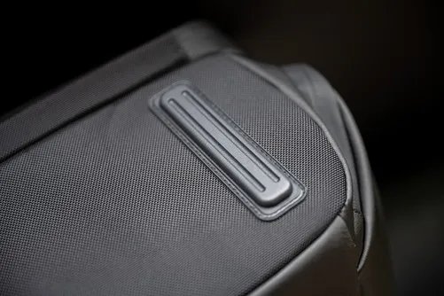 【有料评测】VSGO黑鹞评测：1299元全能摄影通勤双肩包