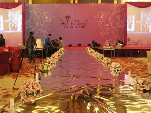 2018浪漫唯美的婚礼背景图片推荐  如何让婚礼背景更加完美