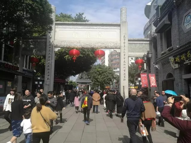 华东五市旅游都有什么推荐的景点和旅游线路。谢谢？