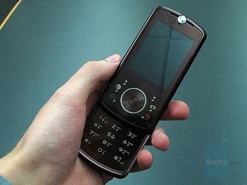 MOTO首款GPS滑盖手机!摩托罗拉Z9评测