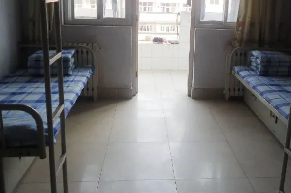 宿舍一年1万6的天价，这样的收费真的合理吗？