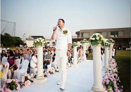 适合结婚新郎唱的歌曲有哪些 结婚时新郎唱什么歌好