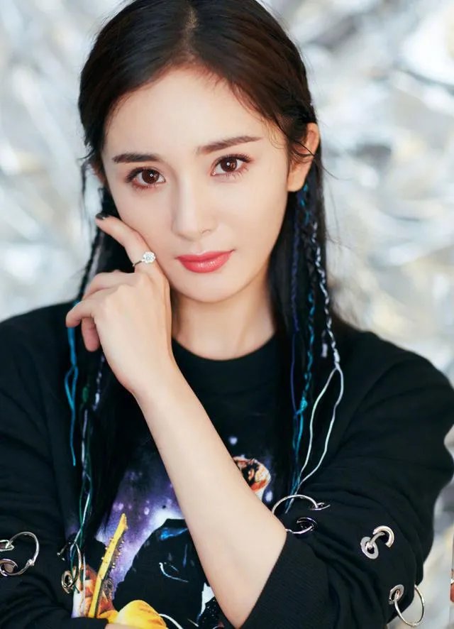 如何看待杨幂和魏大勋出入酒店？