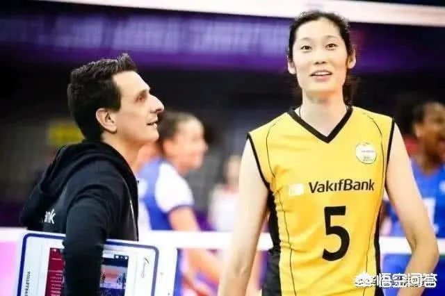 中国女排3-0横扫排行榜第一的土耳其队，对这场比赛有何评述？