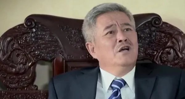 前妻女儿第一次去赵本山家，现在妻子马丽娟态度冷淡，赵本山是怎么应对的？