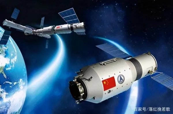 神舟十二号宇航员成功着陆后，为什么有一人是坐飞机离开的？