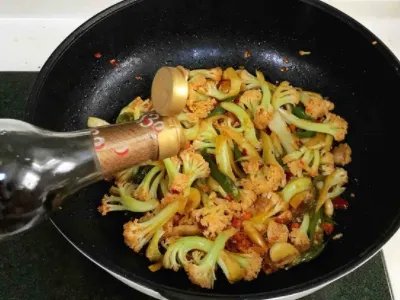 最正宗的干锅菜花做法