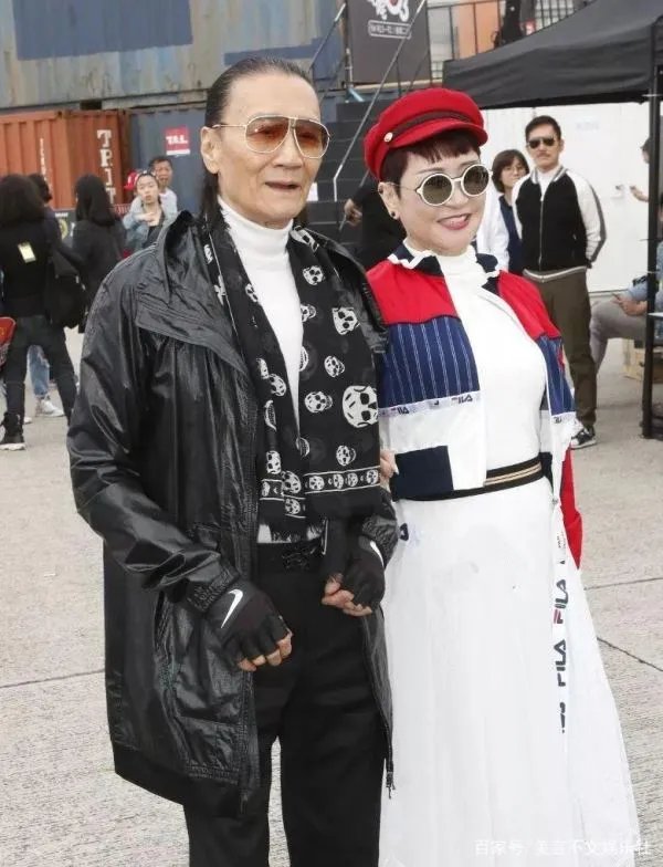 狄波拉：10日定情谢贤，28岁生谢霆锋被称赌王私生子，有何隐情？