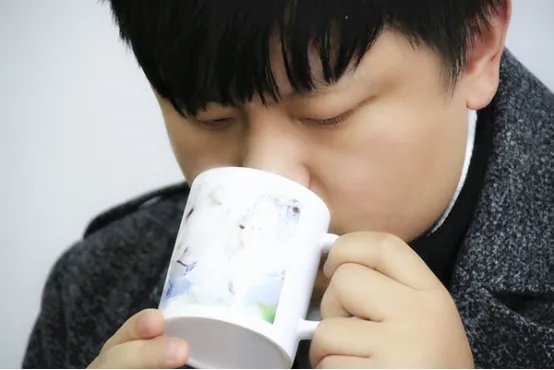 喝水多尿多正常吗