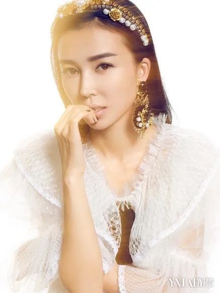 王思聪后宫太太团成员：张予曦姚星彤宋亮王颖波霸美腿看个够