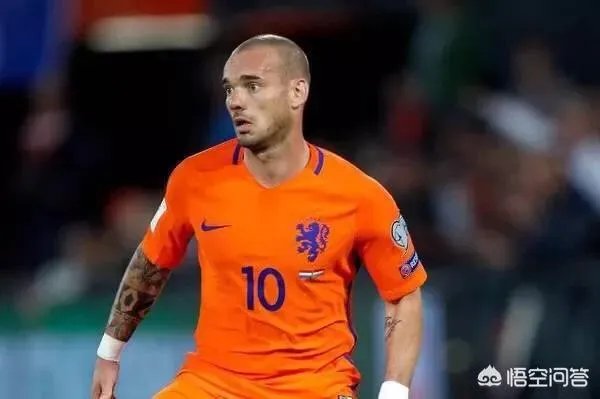 莫德里奇首获金球奖，但不少球迷认为结果有失偏颇，你怎么看？