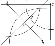 为进一步打造“宜居重庆”,某区拟在新竣工的矩形广场的内部修建一个音乐喷泉,要求音乐喷泉M到广场的两个入口A、B的距离相等,且到广场管理处C的距离等于A和B之间距离的一半,A、B、C的位置如图所示.请在答题卷的原图上利用尺规作图作出音乐喷泉M的位置.(要求:不写已知、求作、作法和结论,保留作图痕迹,必须用铅笔作图)