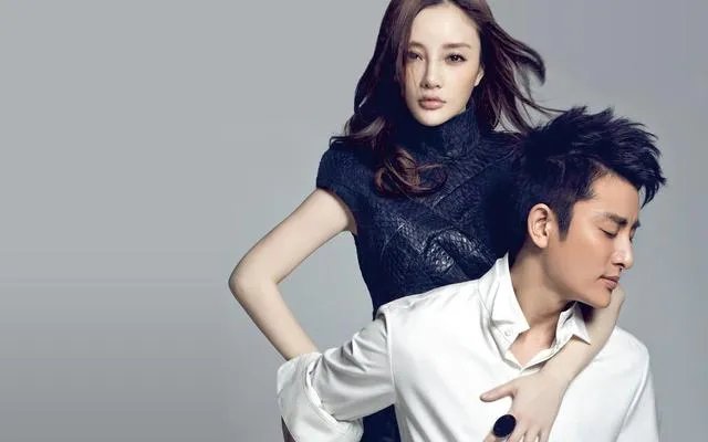 陈小春怀旧，黄晓明奢华，明星结婚请帖都如何设计？