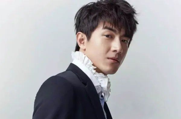 娱乐圈中哪几位被称为钢铁直男？