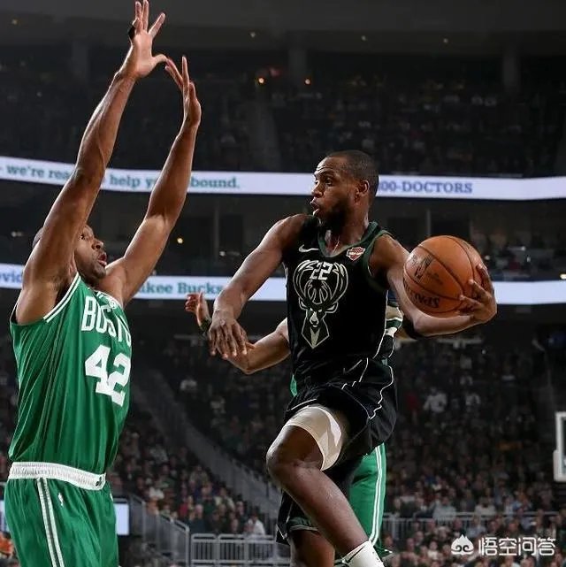 字母哥30+13，米德尔顿关键三分，欧文绝杀未果，绿军不敌雄鹿，你怎么评价？