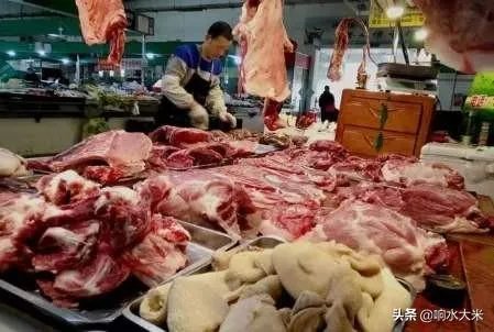 猪价全面暴跌！猪肉降入20元时代，10元猪肉还远吗？