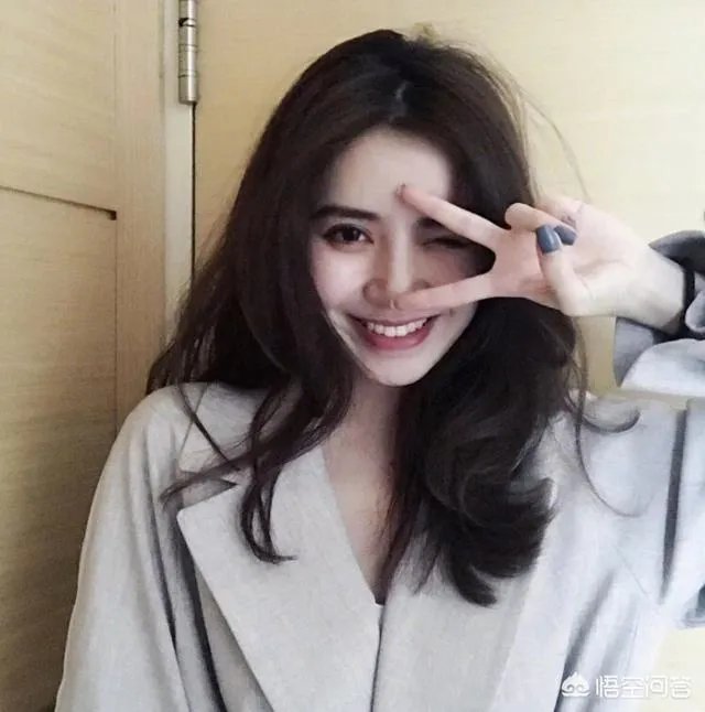 漂亮的长卷发冲动拉直了，现在后悔了怎么办？