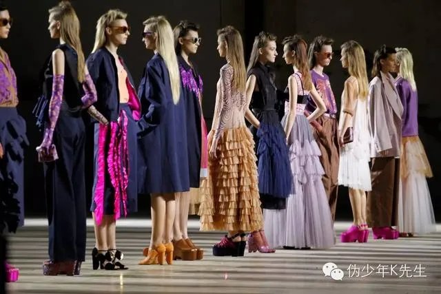 时装秀的背景音乐一般都会选择什么？