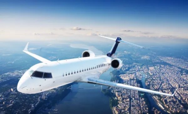 飞机的起飞和降落如何控制